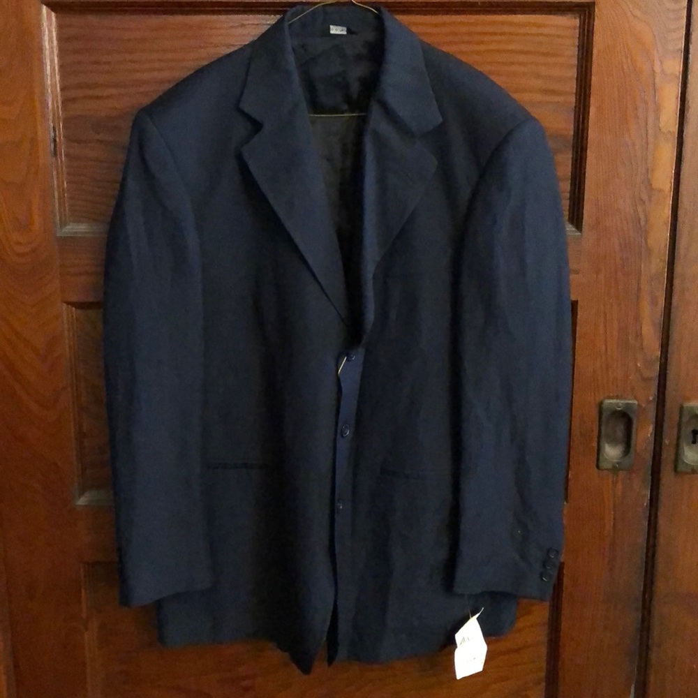 Navy blue men’s sport jacket